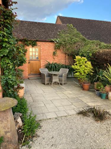 The Burrow in วาร์วิคก์ไชร์