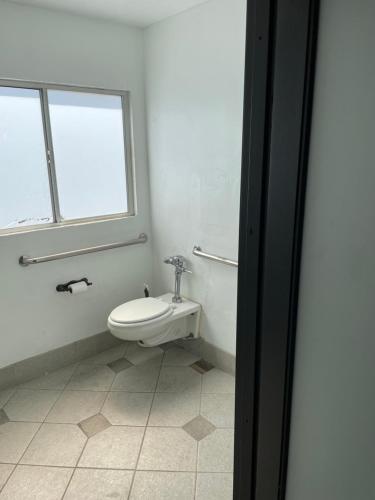 Culver City Hostel Room Type - Superior Deluxe Double or Twin Room 