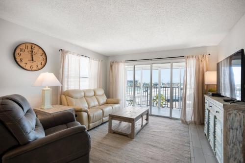 Beach View - Balcony - 3b 2b - Beach Place #405 thumb 3