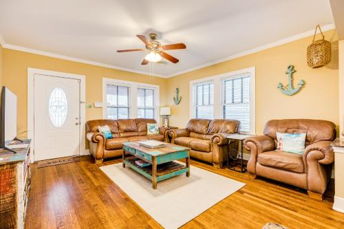 Nautical Niche- Upstairs in Galveston, USA