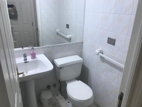 Departamento en Condominio Puerto Pacífico - image 3