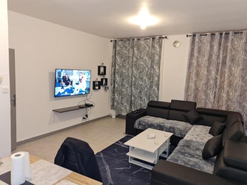 Appartement t2 calme spacieux Saint-Étienne bellevue - Location saisonnière - Saint-Étienne