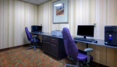 Country Inn & Suites by Radisson, Petersburg, VA