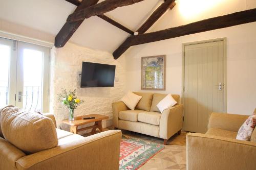 Lambs Barn at Trevadlock Manor - image 2