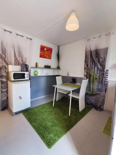 Petite maisonnette de plein pied - Location saisonnière - Le Taillan-Médoc