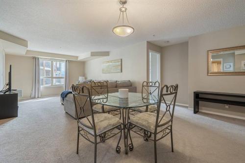 Lookout Pointe, Lakeview, Pool, Hot Tub, Gym in Invermere (BC)