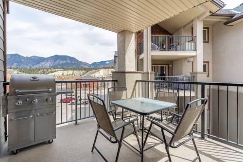 Lookout Pointe, Lakeview, Pool, Hot Tub, Gym in Invermere (BC)