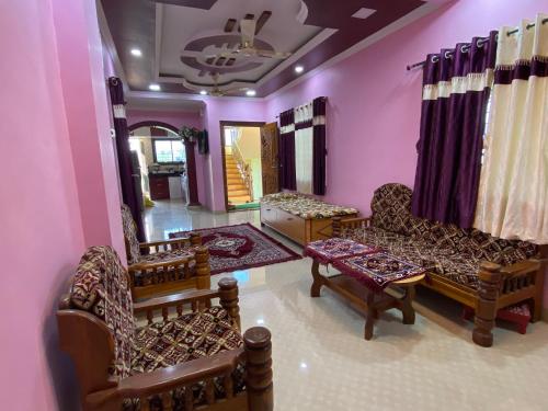 . Swapnapurti Luxurious apartment near kashid Beach