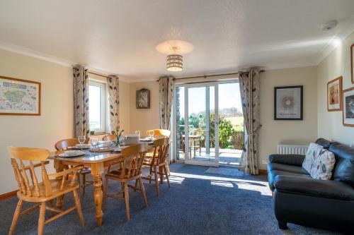 High Butterbent Cottage - image 9