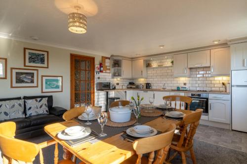 High Butterbent Cottage - image 10