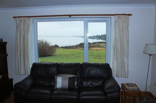 Waterside Cottage Cashel - image 2