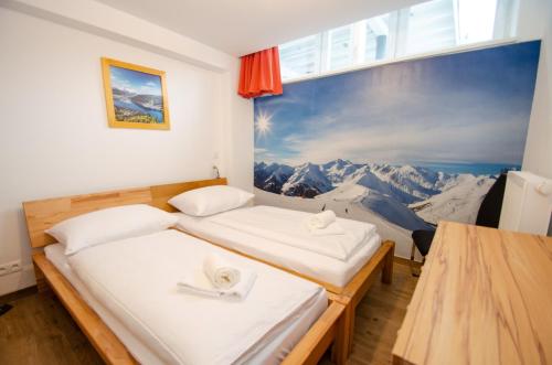  Residence Alpin - Studio-10 B by Four Seasons Apartments in Kaprun