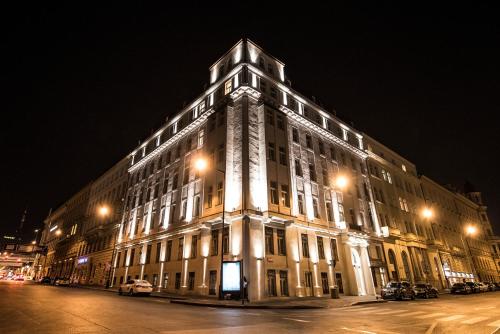 Exterior view, The Gold Bank near Museum of Senses