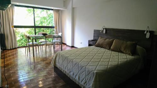 One-Bedroom Apartment image 9