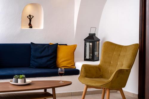 Iridanos Cave House - image 3