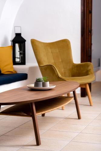 Iridanos Cave House - image 7