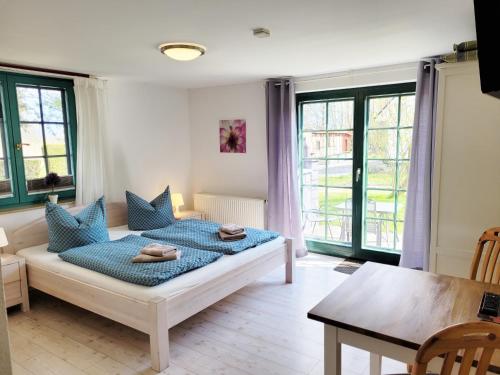 1 queen bed