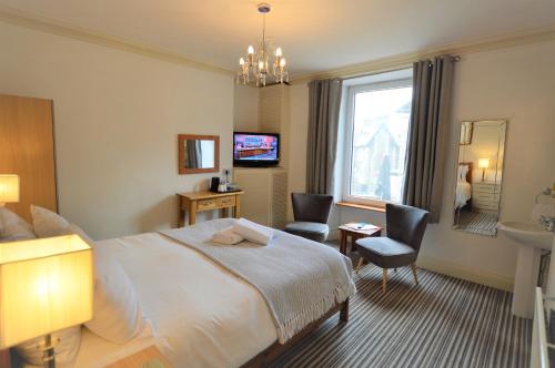 All Seasons Guest House - main image