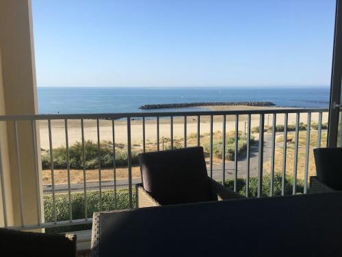 Appartement de 3 chambres a Le cap D'Agde a 50 m de la plage avec vue sur la mer piscine partagee et jardin clos - Location saisonnière - Agde