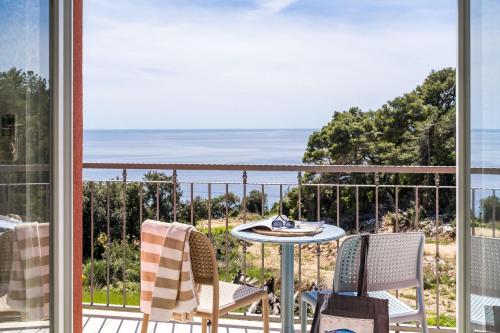 Gallery Studio Apartment with Balcony and Sea View