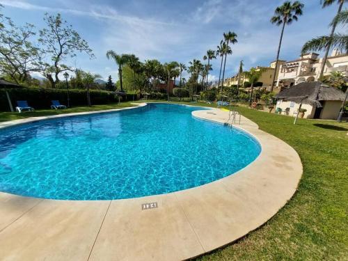 Stunningly located townhouse gîte à louer Guadalmina