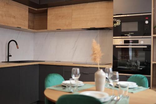 BEAUTIFUL AND STYLISH 2 BEDROOM APARTMENT in the City Center and in the Pedestrian Zone, Bratislava (Foto 10)