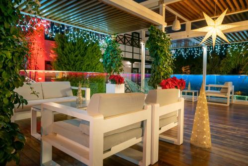 354478047 Vanilla Garden Boutique Hotel - Adults Only