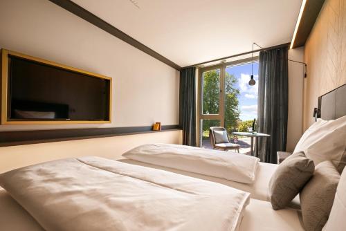 1 queen bed