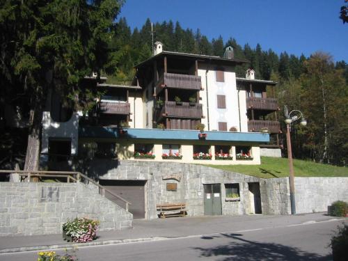 Trilocale Brentalì - Apartment - Madonna di Campiglio