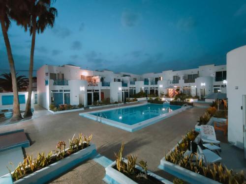 BLU, Puerto del Carmen (photo 10)