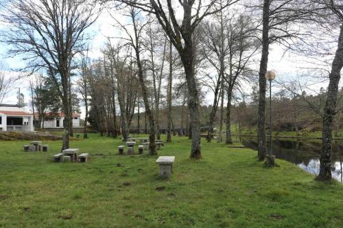 Cheerful 3 bedroom house gîte à louer Ariz