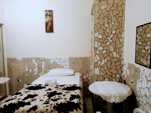 Single Room with Private Bathroom room in RESIDENCIAL OLIVEIRA