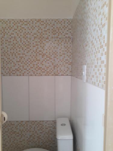 Single Room with Private Bathroom image 3