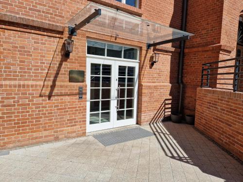 Live & Travel Apartments Waterlane Vintage 4
