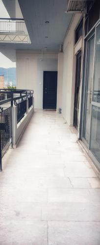 ทางเข้า, Walnut home apartment near Ancient Olympia in เครซเทนา