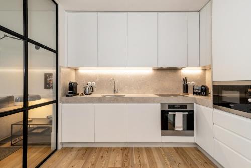 Beautiful Flat near Praça do Comércio by LovelyStay, Lisbon (photo 4)