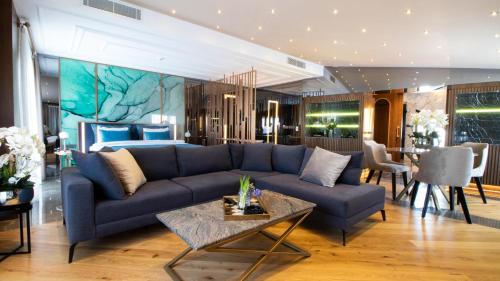 Espinas Hotel