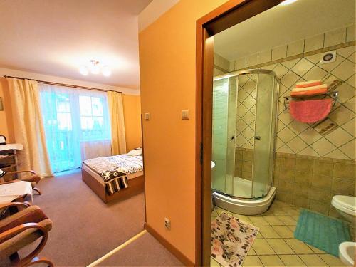 Deluxe Double Room with Shower