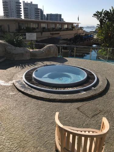 2 bedroom 1 bathroom apt with Communal pools in Ocean Village in Gibraltar