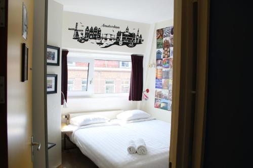 Bicycle Hotel Amsterdam - image 11