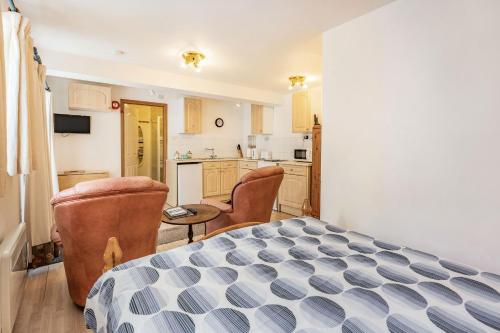 Sail Loft Annexe - image 9