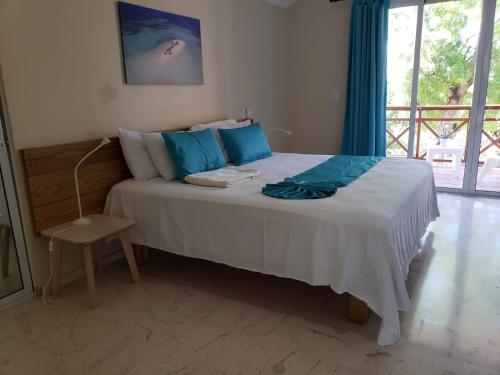 Paradise Island Beach Resort in Punta Rucia