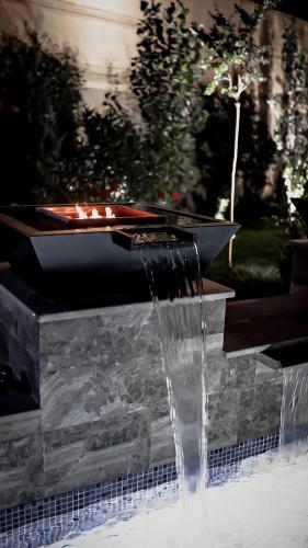 مسبح, Boutique Hotel Momentum by Aycon in Rozino