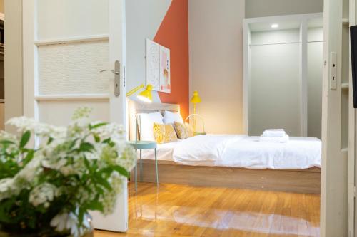 Acropolis Apartments 4