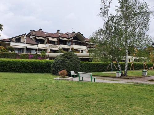 Pleasant apartment in Feriolo di Baveno on the lake