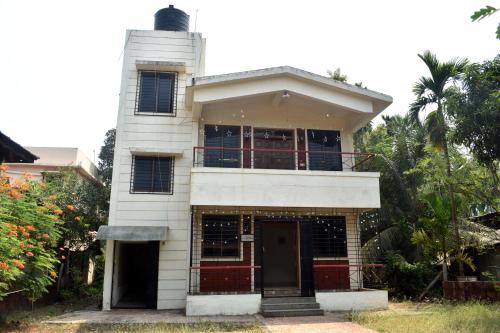 . Shrikanchan Bungalow near Dapoli