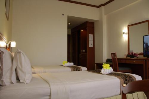 Double or twin room, deluxe