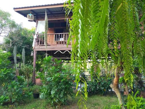 Metha Country View Homestay Singburi