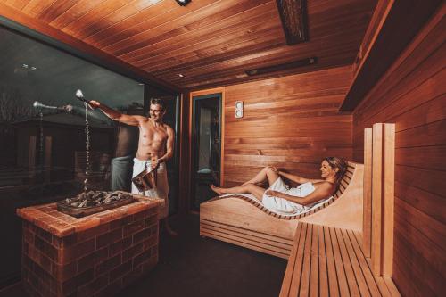 FAVORITE Parkhotel - image 13