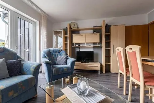 Ferienwohnung Lerchenweg in Titmaringhausen, Deutschland